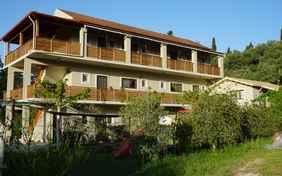 das zweite Wohnhaus mit Studios und Appartements